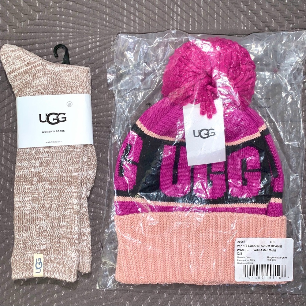 UGG women’s Crew Socks + Knit Logo Stadium Beanie Wild Aster Winter Hat 🔥 NWT